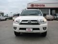 Natural White - 4Runner SR5 Photo No. 2