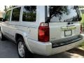 2006 Bright Silver Metallic Jeep Commander Limited  photo #16