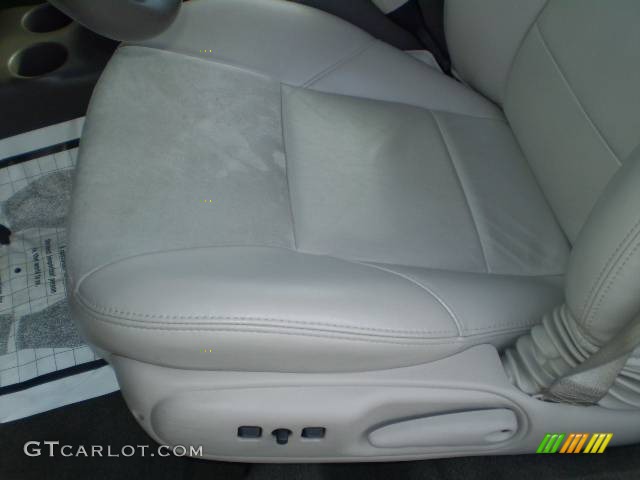 2005 Sebring Limited Convertible - Stone White / Light Taupe photo #12