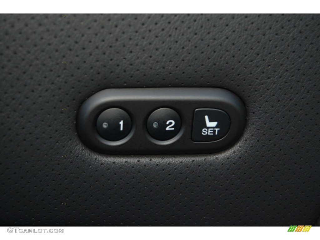 2011 Acura RDX SH-AWD Controls Photo #65897998