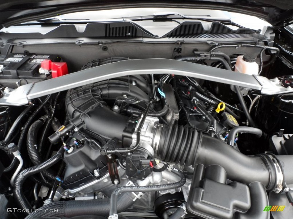 2013 Ford Mustang V6 Coupe 3.7 Liter DOHC 24-Valve Ti-VCT V6 Engine Photo #65901147