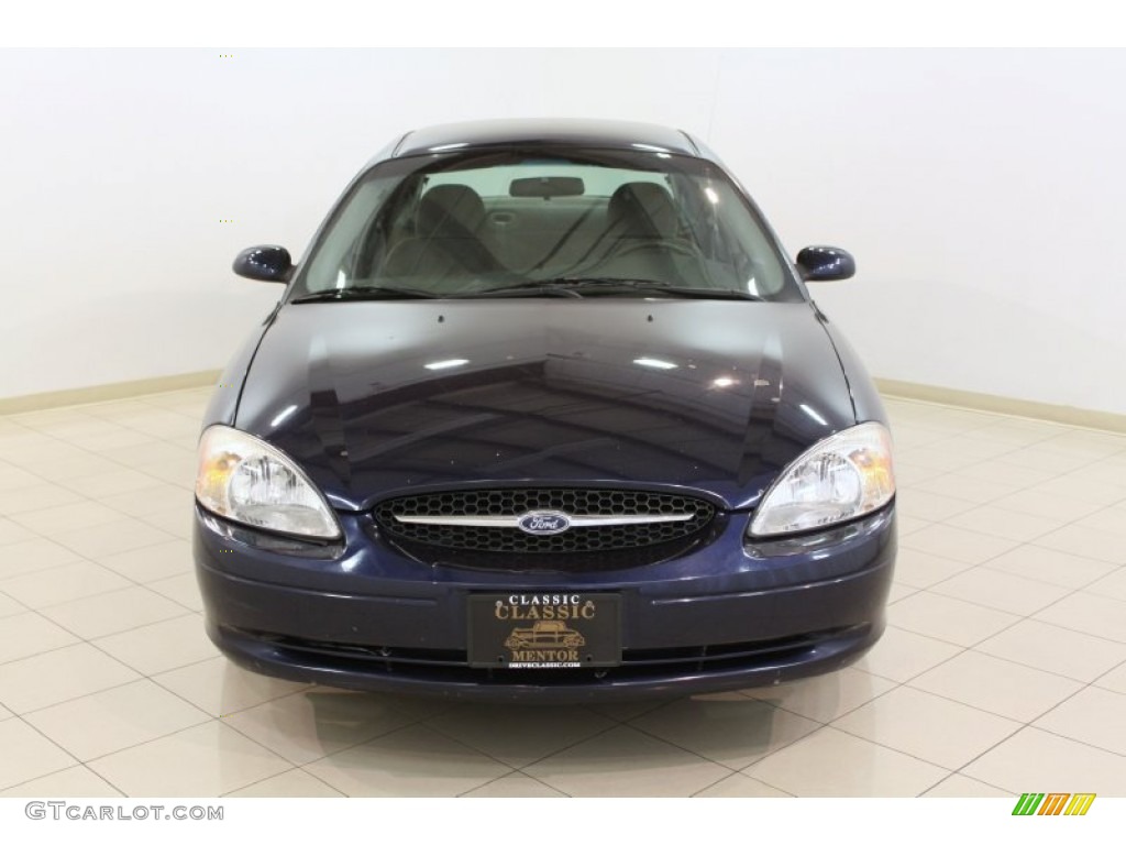 2000 Taurus SE - Medium Royal Blue Metallic / Medium Graphite photo #2