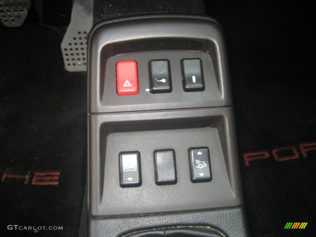 1995 Porsche 911 Carrera 4 Cabriolet Controls Photos