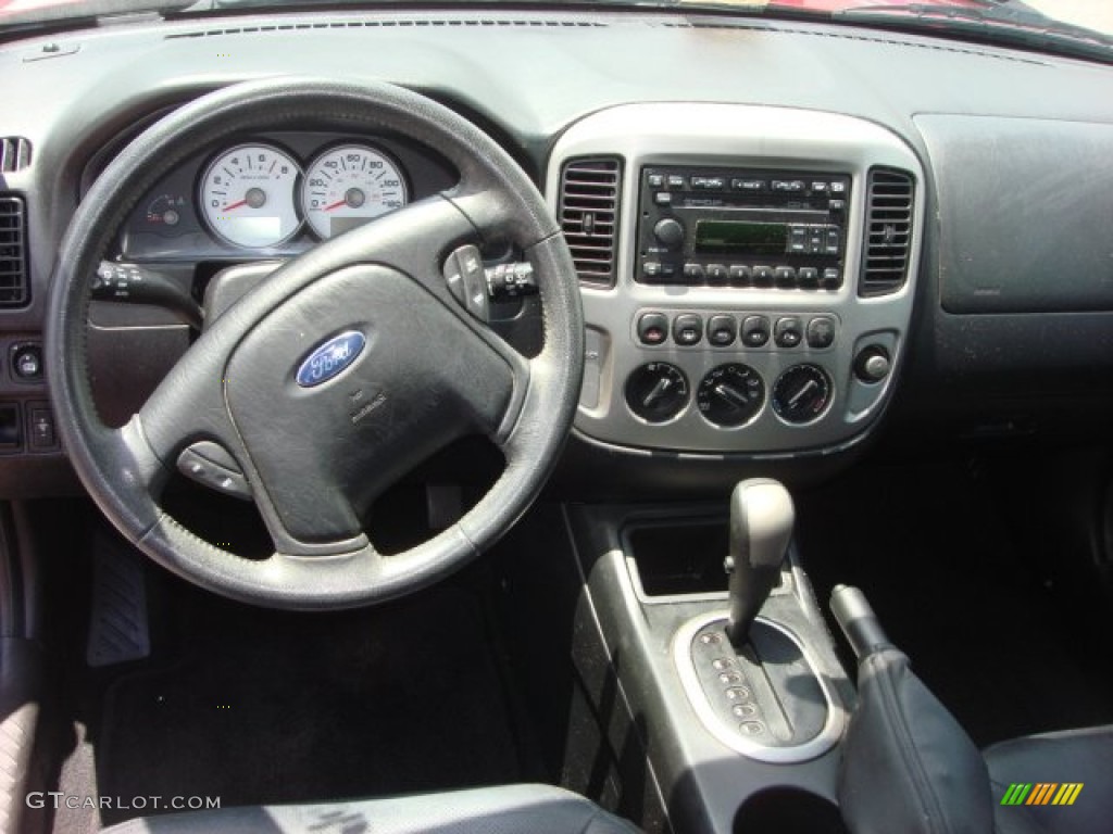 2005 Ford Escape Limited 4WD Ebony Black Dashboard Photo #65913020