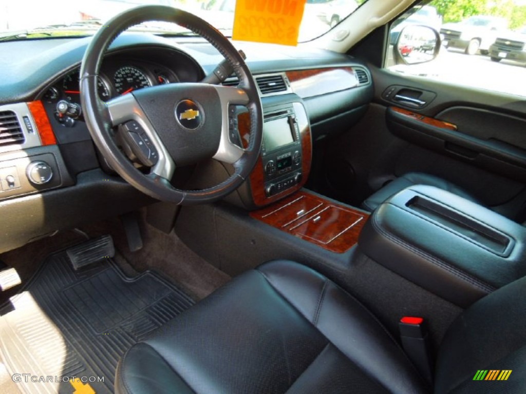 Ebony Interior 2009 Chevrolet Suburban LTZ 4x4 Photo #65916860