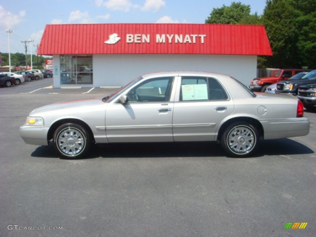 2006 Grand Marquis GS - Silver Birch Metallic / Light Camel photo #2
