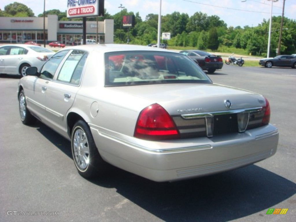 2006 Grand Marquis GS - Silver Birch Metallic / Light Camel photo #3