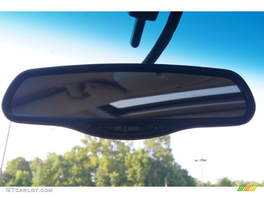 2005 Ram 1500 SLT Quad Cab 4x4 - Bright Silver Metallic / Dark Slate Gray photo #33