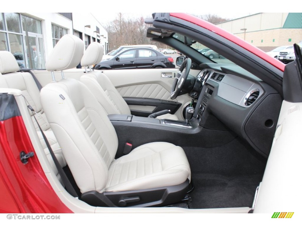 Stone Interior 2011 Ford Mustang V6 Convertible Photo #65920418