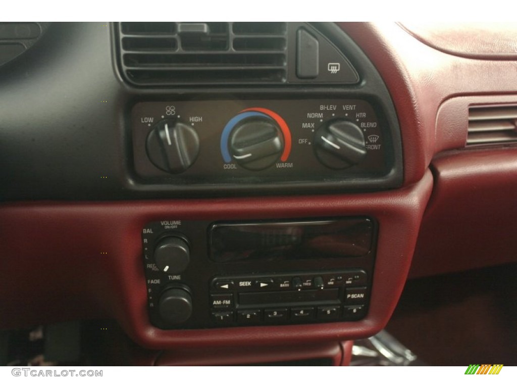 1996 Buick Skylark Custom Sedan Controls Photo #65921468