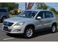 Reflex Silver Metallic - Tiguan S 4Motion Photo No. 2