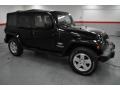 Black - Wrangler Unlimited Sahara 4x4 Photo No. 4