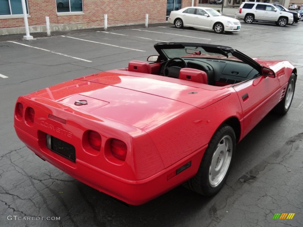 Bright Red 1992 Chevrolet Corvette Convertible Exterior Photo #65928032