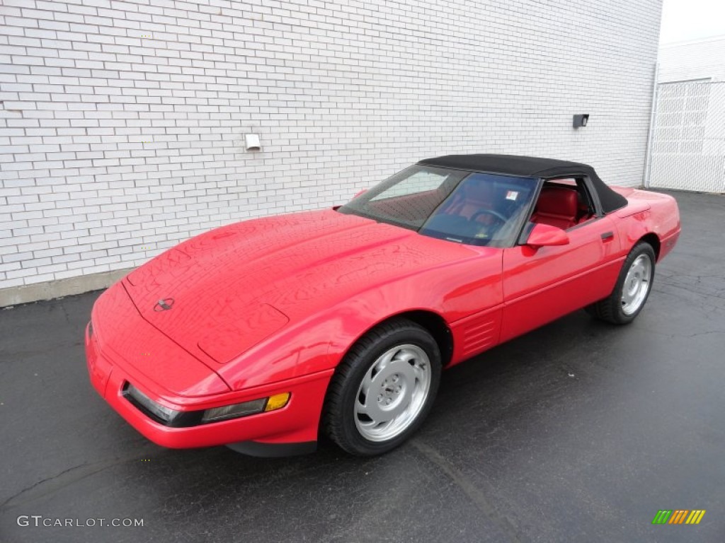 Bright Red 1992 Chevrolet Corvette Convertible Exterior Photo #65928077