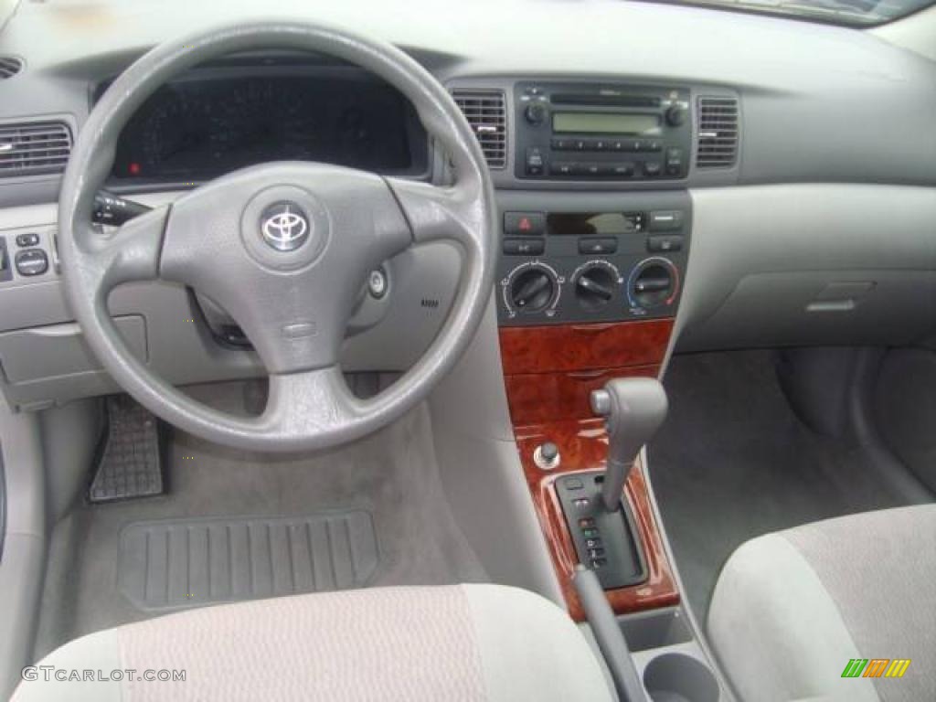 2007 Corolla LE - Super White / Stone photo #12