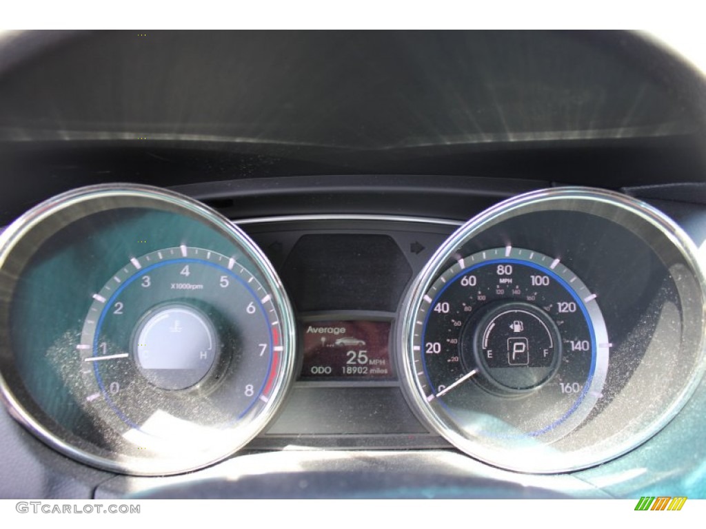 2011 Sonata SE - Venetian Red / Gray photo #7
