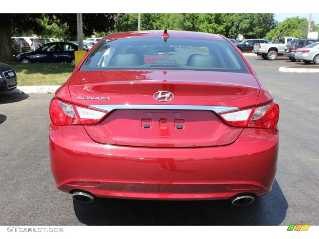 2011 Sonata SE - Venetian Red / Gray photo #13