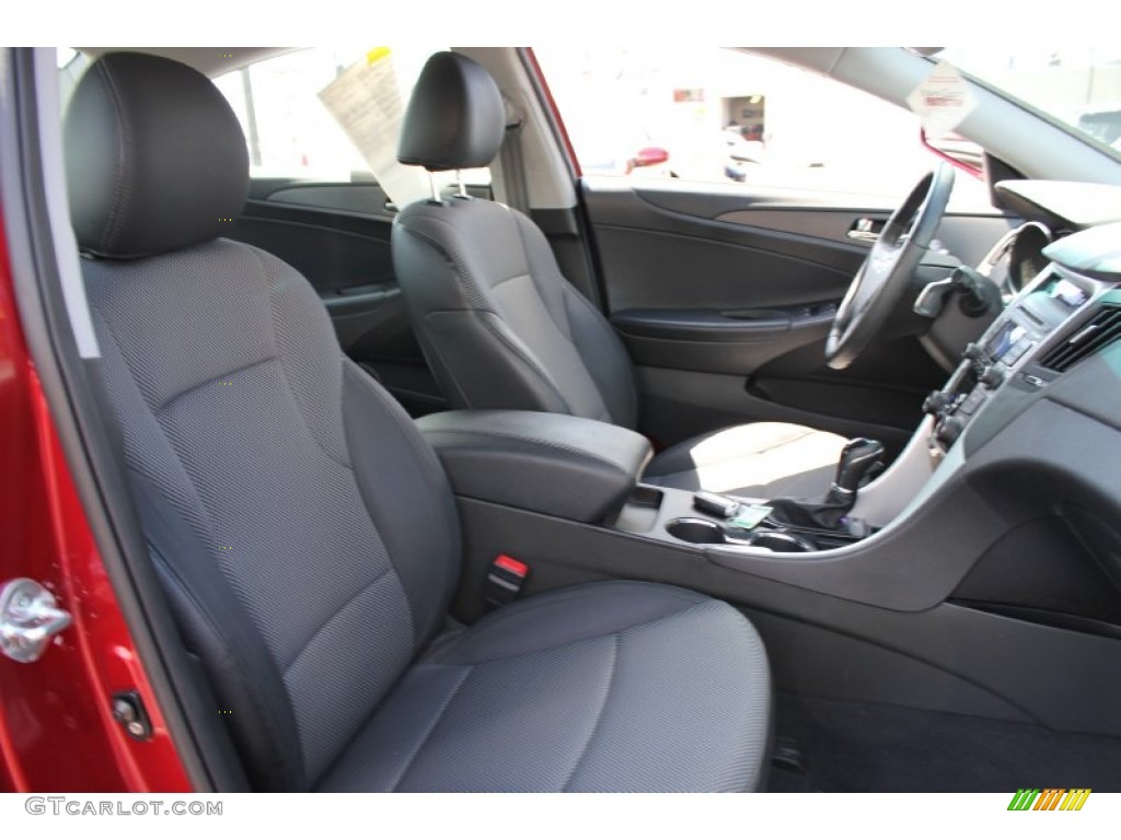 2011 Sonata SE - Venetian Red / Gray photo #16