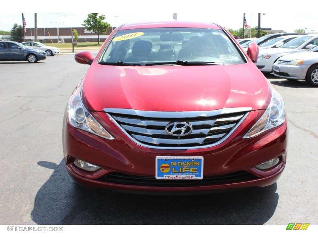 2011 Sonata SE - Venetian Red / Gray photo #18