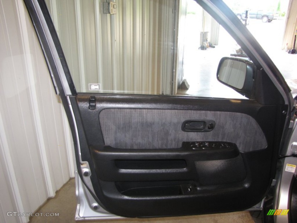 2004 CR-V LX 4WD - Satin Silver Metallic / Black photo #9