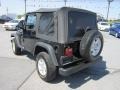 Black - Wrangler X 4x4 Photo No. 3