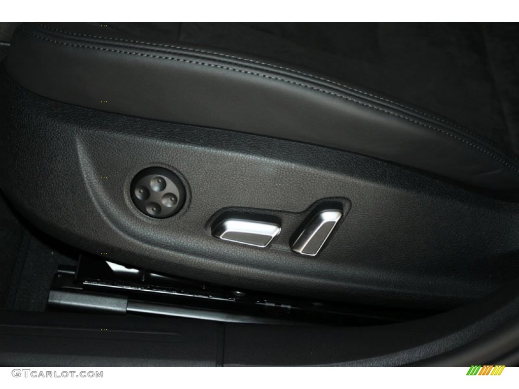 2013 S4 3.0T quattro Sedan - Phantom Black Pearl Effect / Black photo #15