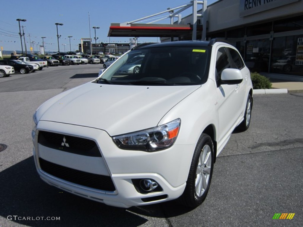 2012 Outlander Sport SE 4WD - Diamond White / Black photo #1