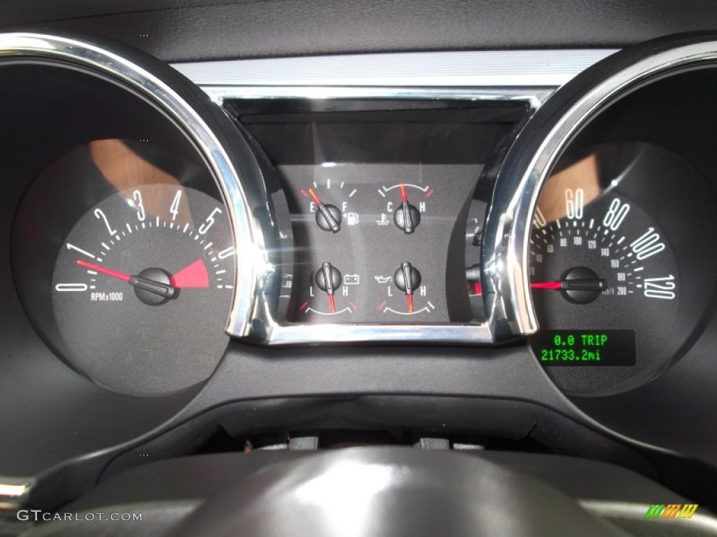 2008 Mustang V6 Premium Convertible - Grabber Orange / Dark Charcoal photo #14