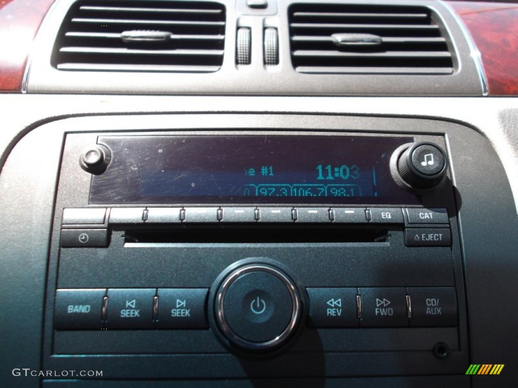 2010 Buick Lucerne CX Audio System Photo #65935391