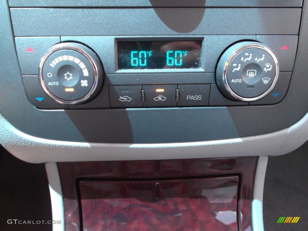 2010 Buick Lucerne CX Controls Photo #65935400