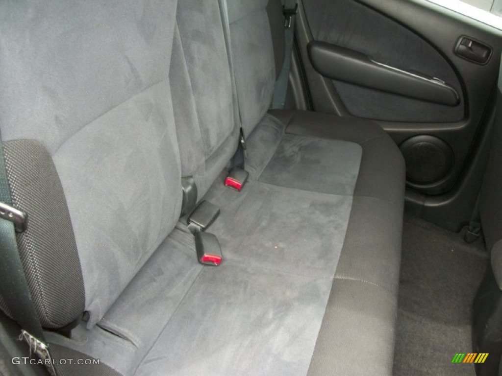2003 Outlander LS 4WD - Phoenix Red / Charcoal photo #11
