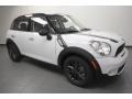 Light White - Cooper S Countryman Photo No. 1