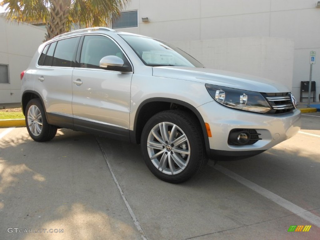 2012 Tiguan SE - Reflex Silver Metallic / Black photo #1