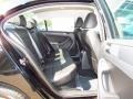 Black - Jetta SE Sedan Photo No. 4