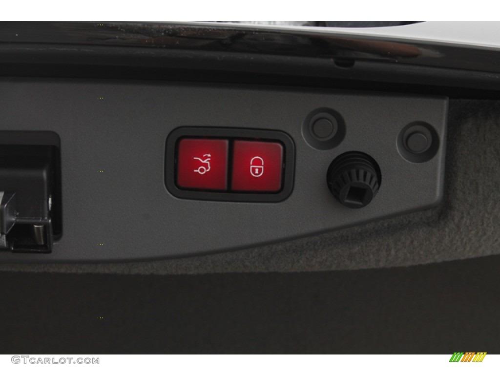 2009 Mercedes-Benz SL 63 AMG Roadster Controls Photo #65945255
