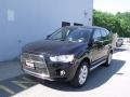 Labrador Black Pearl - Outlander GT 4WD Photo No. 1