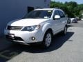 Diamond White Pearl 2008 Mitsubishi Outlander XLS 4WD