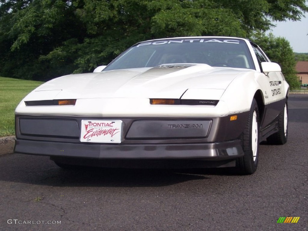 1983 Firebird Trans Am 25th Anniversary Daytona 500 Pace Car Coupe - White / Gray photo #5