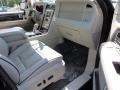 2007 Black Lincoln Navigator Ultimate 4x4  photo #18