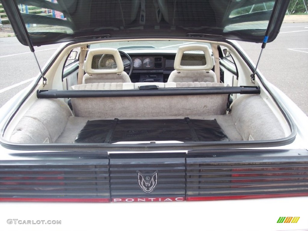 1983 Firebird Trans Am 25th Anniversary Daytona 500 Pace Car Coupe - White / Gray photo #69