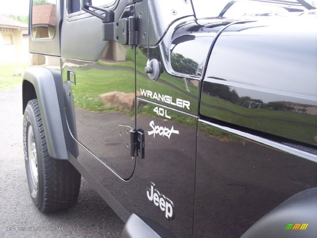 2000 Jeep Wrangler Sport 4x4 Marks and Logos Photo #65948894