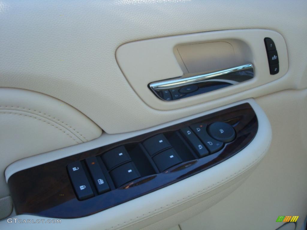 2008 Escalade AWD - White Diamond / Cocoa/Light Cashmere photo #10