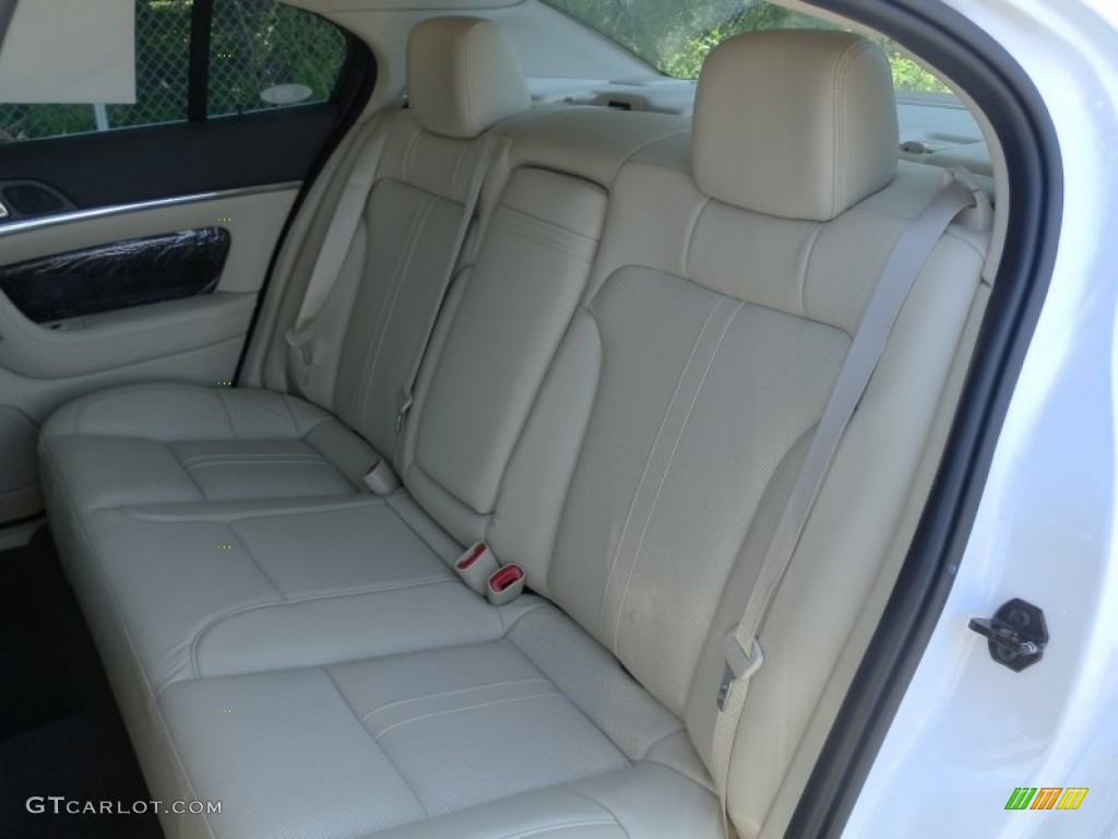 2013 Lincoln MKS AWD Rear Seat Photo #65950829