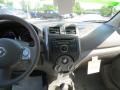 Red Brick - Versa 1.6 SV Sedan Photo No. 13