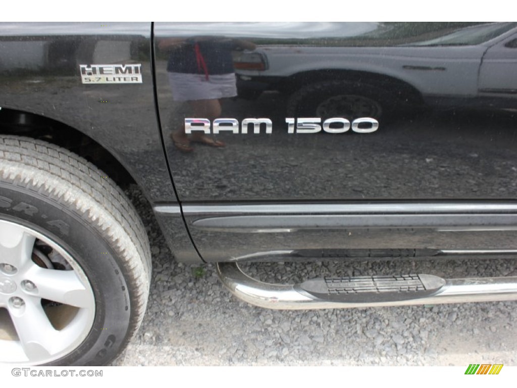 2007 Ram 1500 SLT Quad Cab 4x4 - Brilliant Black Crystal Pearl / Medium Slate Gray photo #7