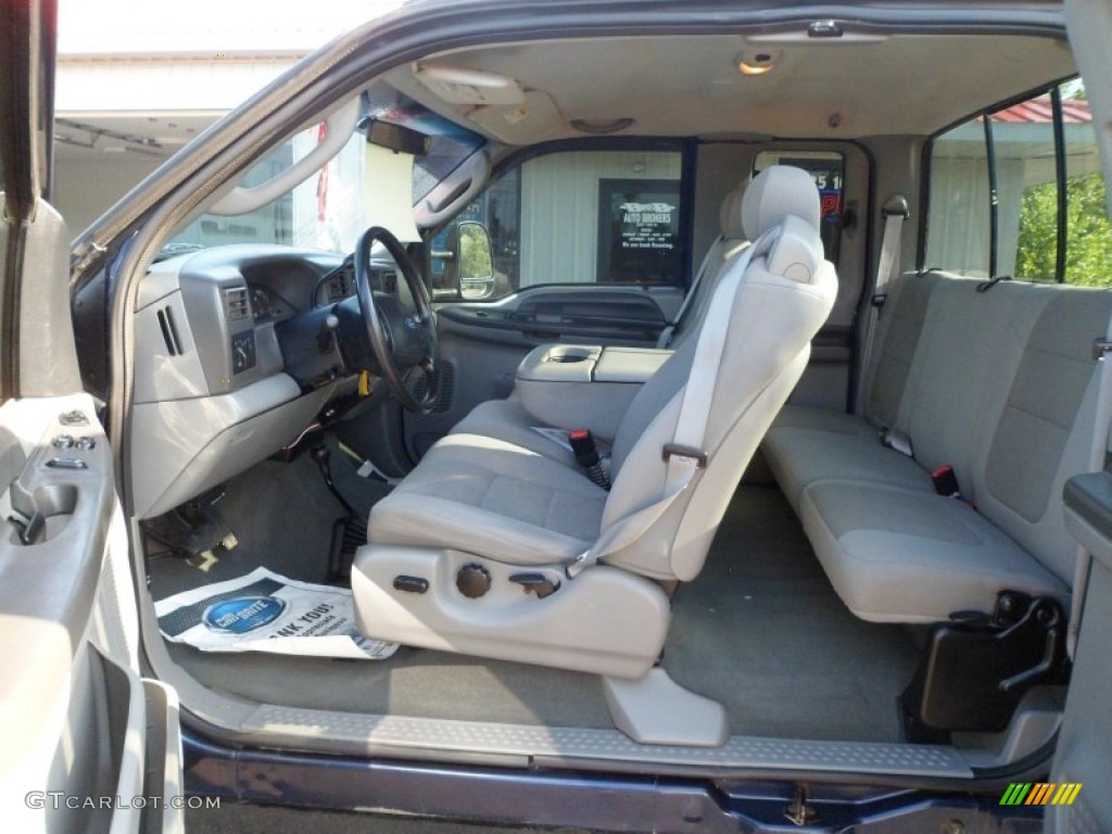 Medium Flint Interior 2004 Ford F350 Super Duty XLT SuperCab 4x4 Photo #65954678