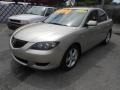 Shimmering Sand Mica - MAZDA3 i Sedan Photo No. 3