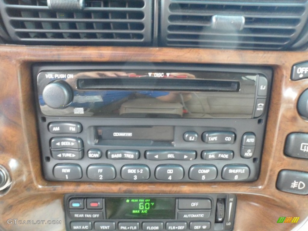 2000 Ford Explorer Limited Audio System Photo #65958206