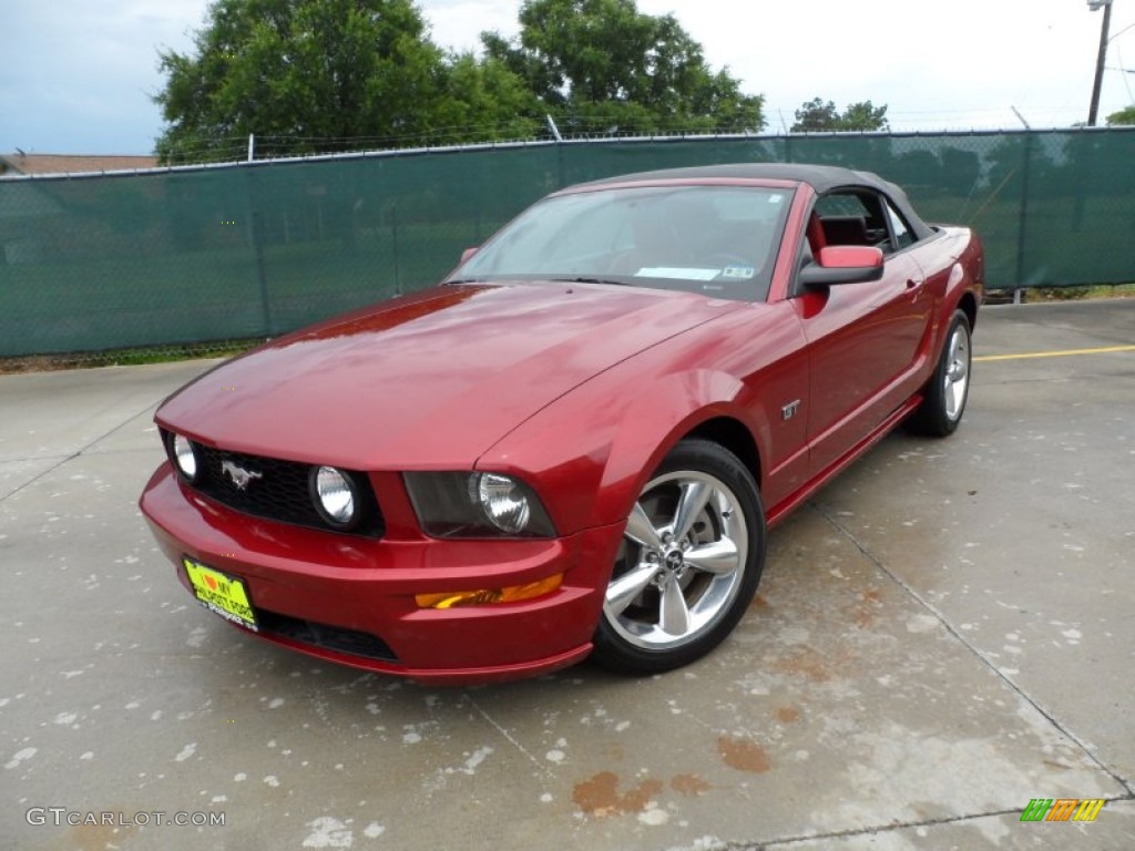 2006 Mustang GT Premium Convertible - Redfire Metallic / Red/Dark Charcoal photo #42