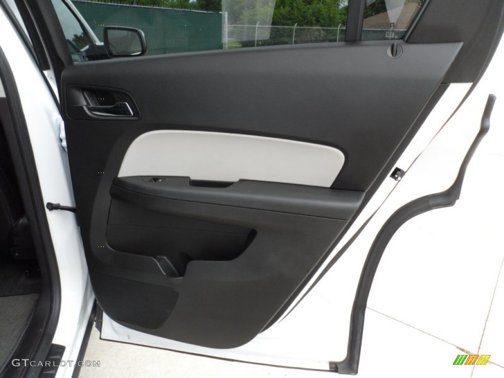 2011 GMC Terrain SLT Light Titanium Door Panel Photo #65960420